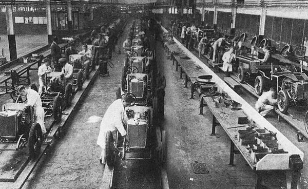 Catena di montaggio Ford nel 1908
