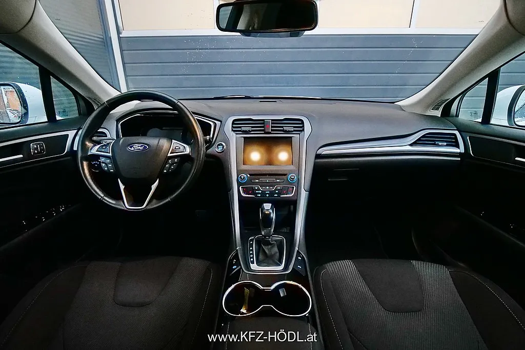 Ford Mondeo Titanium 2,0 EcoBoost Aut. Image 9