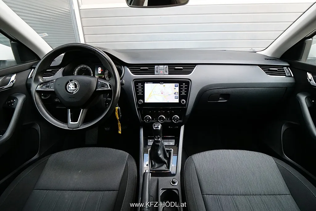 Skoda Octavia 1,6 TDI Style Image 9
