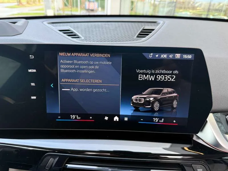 BMW iX1 Leder,Open dak,Camera,360°cam,Key less,Head-Up Image 16