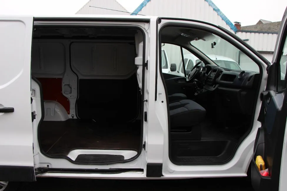 Opel Vivaro 1.6 Cdti Airco EU6 Warranty Image 11