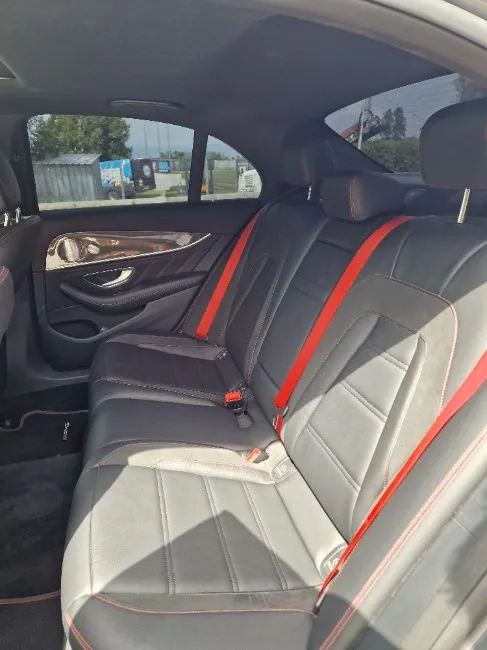 Mercedes-Benz E Klasse E 53 AMG 4 MATIC Image 15