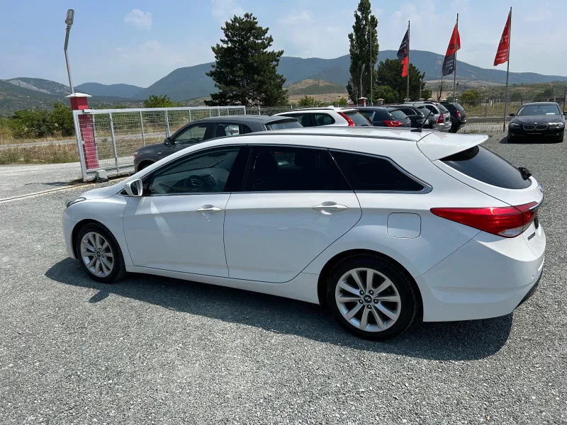 Hyundai I40 (KATO НОВА) Image 9