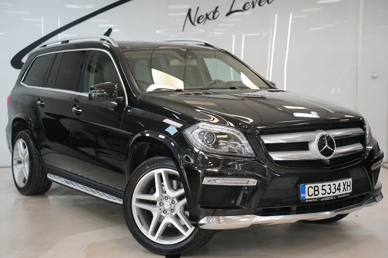 Mercedes-Benz GL 500 4Matic AMG Line 6+1 Image 3