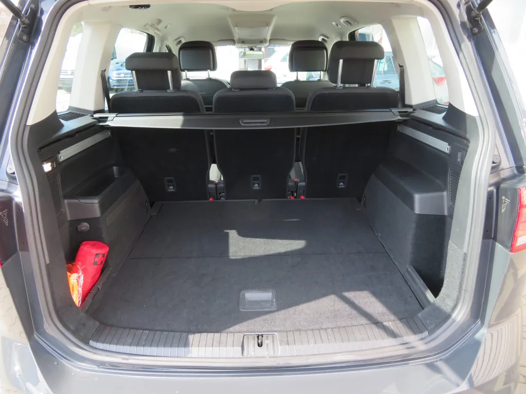 Volkswagen Touran 1.5 TSI DSG COMFORTLINE*NAVI*LED*PDC* Image 10