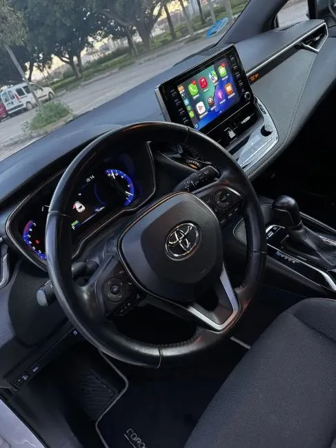 Toyota Corolla 125H Feel! Image 7