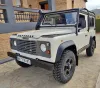 Land Rover Defender 90 único Thumbnail 1