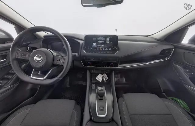 Nissan Qashqai MHEV 158 Xtronic Premiere Edition *Adaptiivinen cruise / Peruutuskamera / Lämmitettävä tuulilasi ja ohjauspyörä* - Autohuumakorko 1,99%+kulut - Image 8