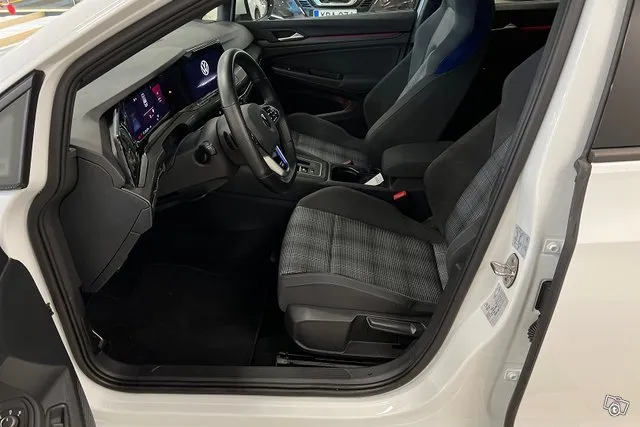 Volkswagen Golf 1.4 GTE Plug-in *LED / Navi / Mukautuva vakkari * Image 9