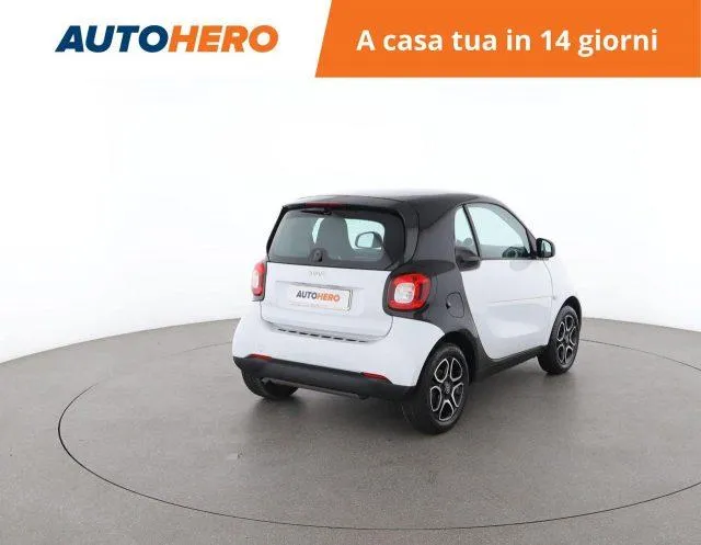 SMART fortwo 70 1.0 twinamic Youngster Image 5