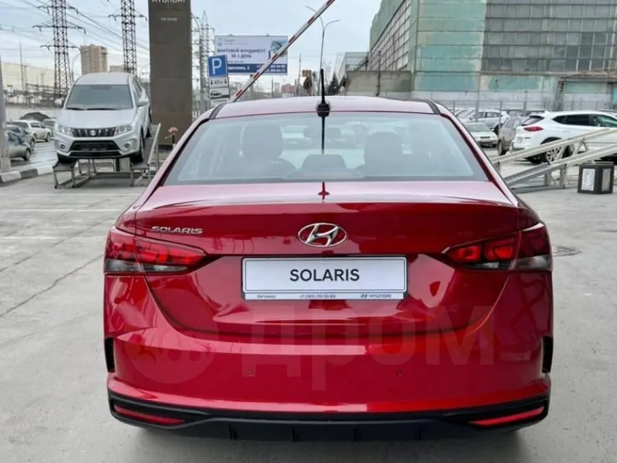 Hyundai Solaris  Image 4