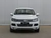 Volkswagen Touareg  Thumbnail 1