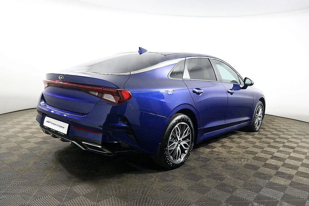 Kia K5  Image 5