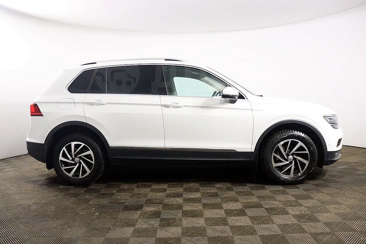 Volkswagen Tiguan  Image 4