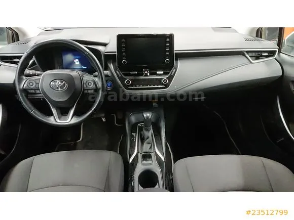 Toyota Corolla 1.8 Hybrid Dream Image 9