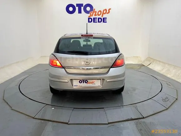 Opel Astra 1.6 Cosmo Image 3
