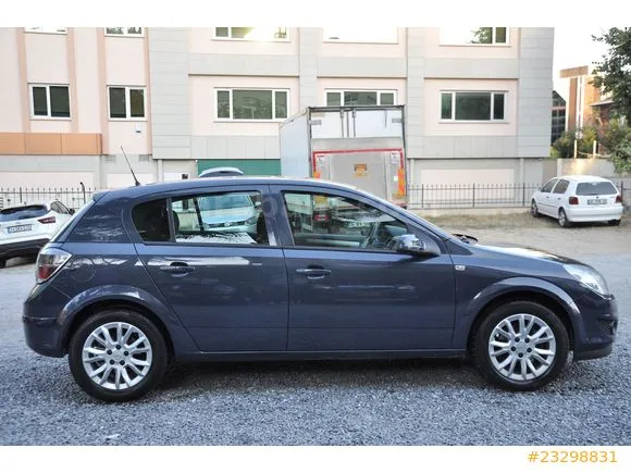 Opel Astra 1.3 CDTI Enjoy Image 6