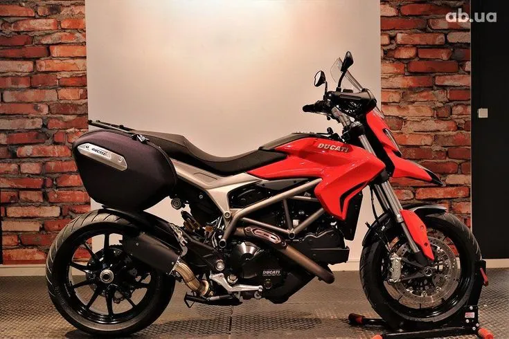 Ducati Hyperstrada  Image 7