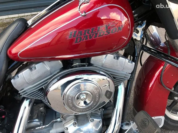 Harley-Davidson FLHTI  Image 2
